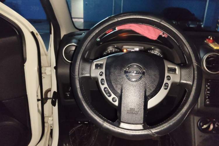 Used Nissan Qashqai 2012 2.0 XL Fire CVT 2WD Steering Wheel