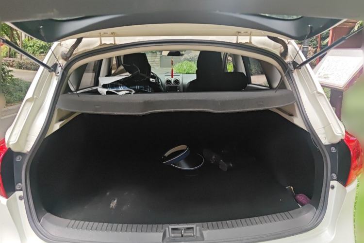 Used Nissan Qashqai 2012 2.0 XL Fire CVT 2WD Trunk