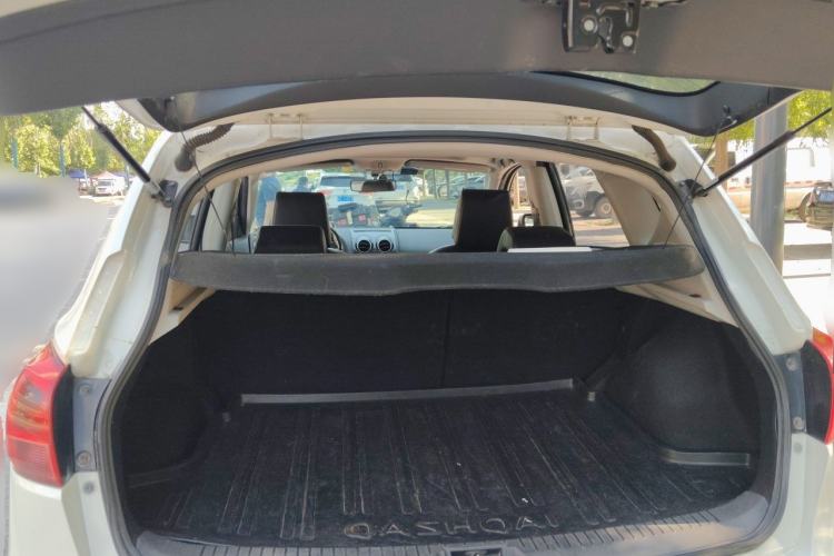 Used Nissan Qashqai 2012 2.0 XV LE CVT 2WD Trunk