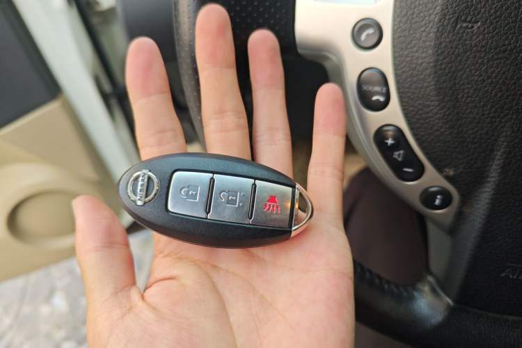Used Nissan Qashqai 2012 2.0 XL Fire CVT 2WD Vehicle Key