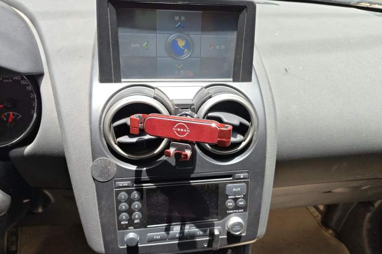 Used Nissan Qashqai 2012 2.0 XL Fire CVT 2WD Audio And AC Panel