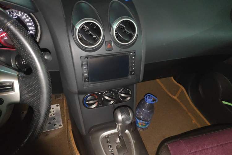 Used Nissan Qashqai 2012 2.0 XL Fire CVT 2WD Audio And AC Panel