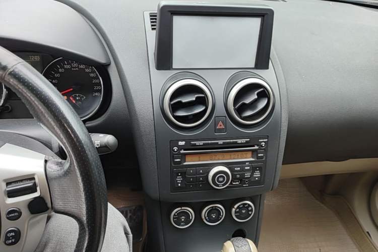 Used Nissan Qashqai 2012 2.0 XV LE CVT 2WD Audio And AC Panel