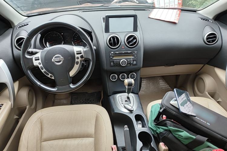 Used Nissan Qashqai 2012 2.0 XV LE CVT 2WD Center Console
