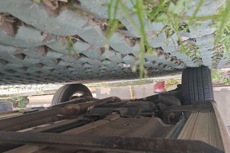 Used Nissan Qashqai 2012 2.0 XL Fire CVT 2WD Chassis Rear Right