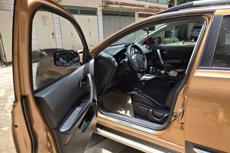 Used Nissan Qashqai 2012 2.0 XL Fire CVT 2WD Driver Seat