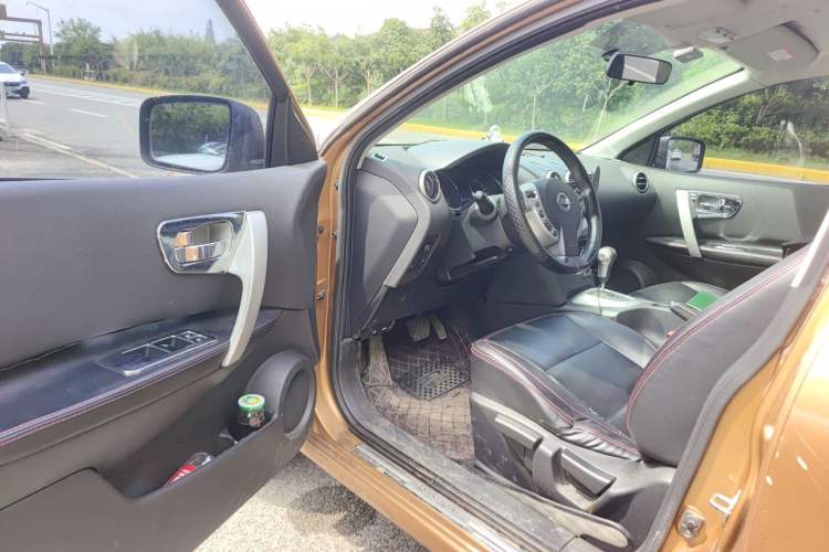 Used Nissan Qashqai 2012 2.0 XL Fire CVT 2WD Driver Seat