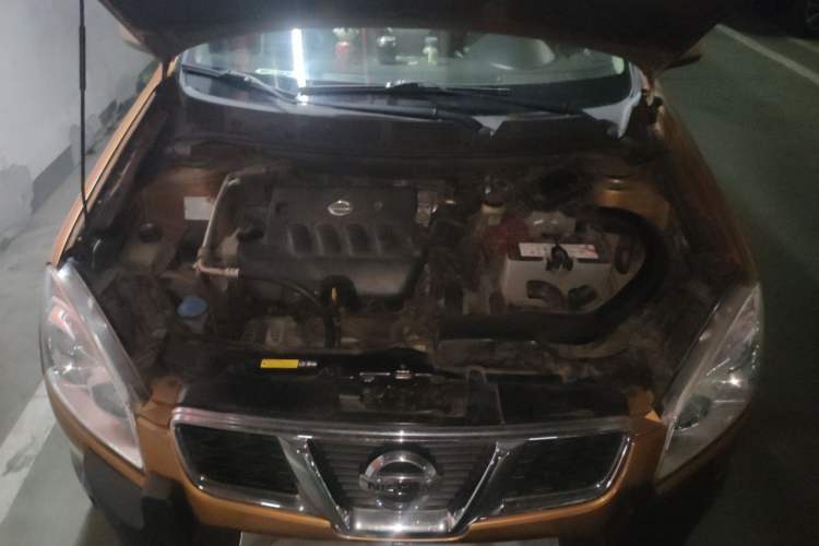Used Nissan Qashqai 2012 2.0 XL Fire CVT 2WD Engine Bay
