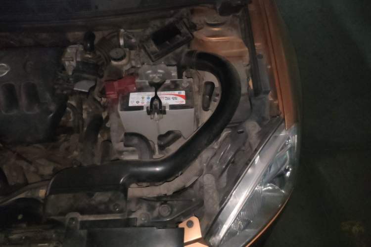 Used Nissan Qashqai 2012 2.0 XL Fire CVT 2WD Engine Bay Left