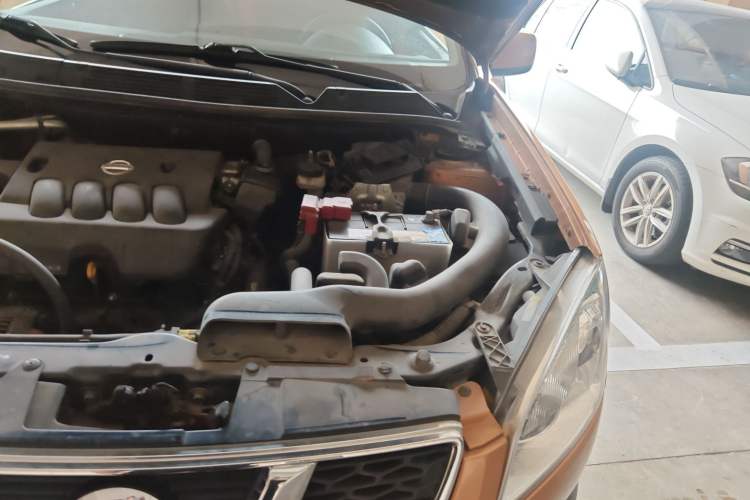 Used Nissan Qashqai 2012 2.0 XL Fire CVT 2WD Engine Bay Left