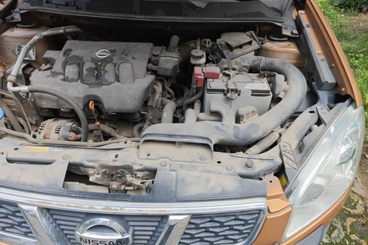 Used Nissan Qashqai 2012 2.0 XL Fire CVT 2WD Engine Bay Left