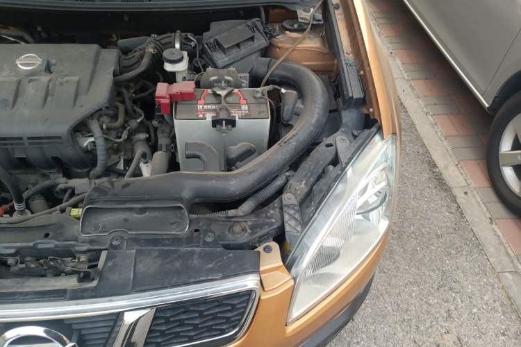 Used Nissan Qashqai 2012 1.6XE Wind 5MT 2WD Engine Bay Left