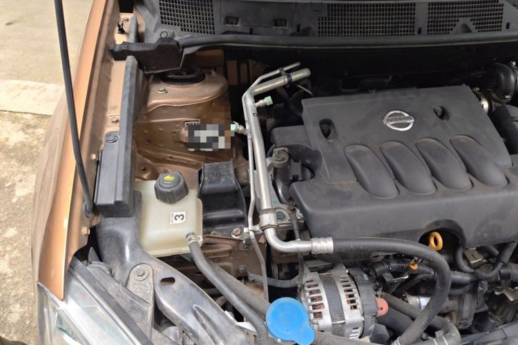 Used Nissan Qashqai 2012 2.0 XL Fire CVT 2WD Engine Bay Right