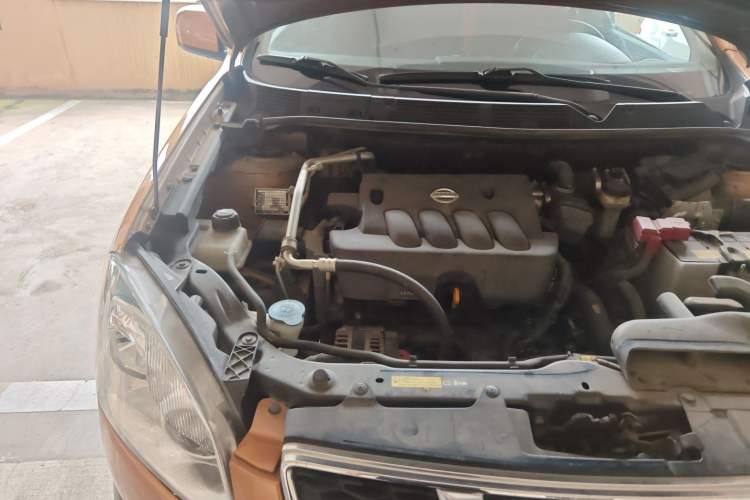 Used Nissan Qashqai 2012 2.0 XL Fire CVT 2WD Engine Bay Right