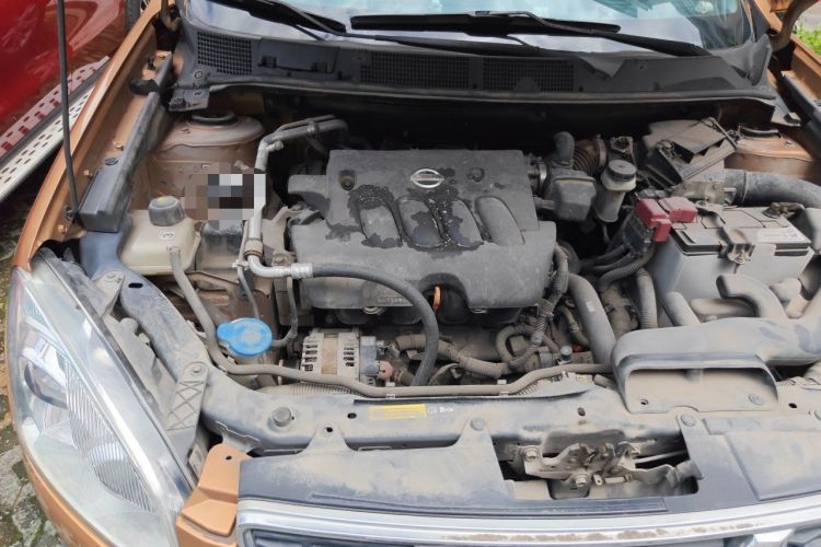 Used Nissan Qashqai 2012 2.0 XL Fire CVT 2WD Engine Bay Right