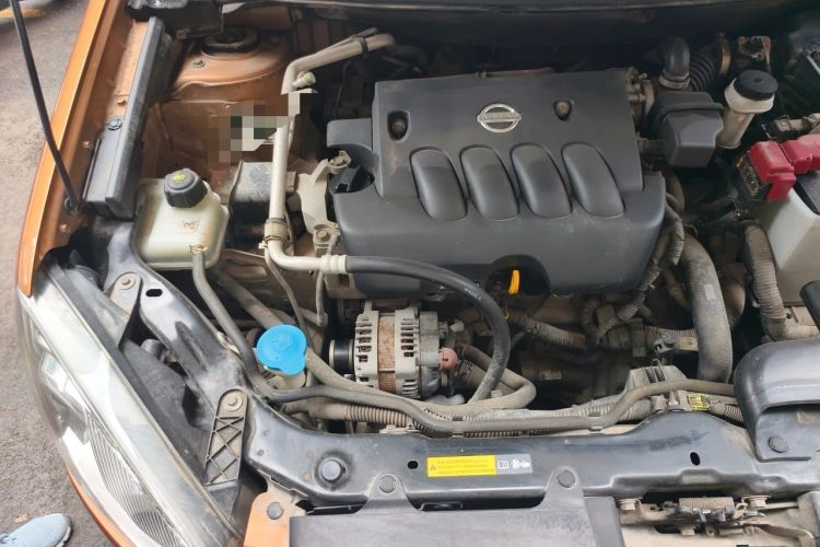 Used Nissan Qashqai 2012 2.0 XV LE CVT 2WD Engine Bay Right