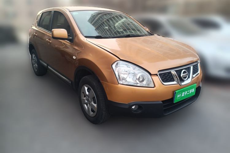Used Nissan Qashqai 2012 1.6XE Wind 5MT 2WD Front Right 45 Deg