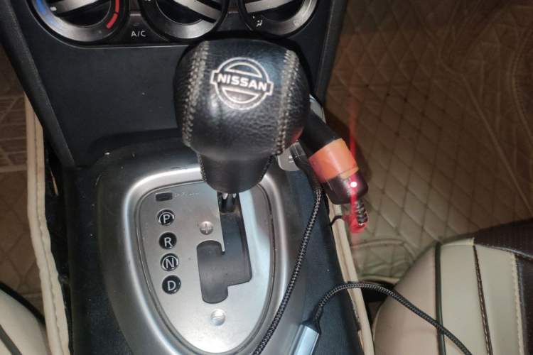 Used Nissan Qashqai 2012 2.0 XL Fire CVT 2WD Gear Lever