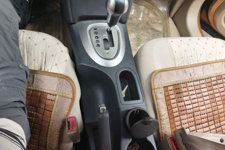 Used Nissan Qashqai 2012 2.0 XV LE CVT 2WD Gear Lever