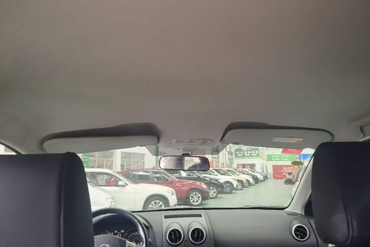 Used Nissan Qashqai 2012 2.0 XL Fire CVT 2WD Headliner