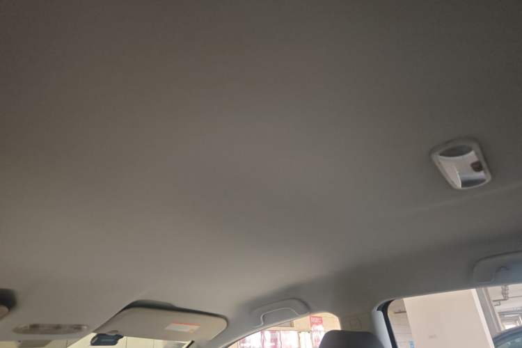 Used Nissan Qashqai 2012 2.0 XL Fire CVT 2WD Headliner