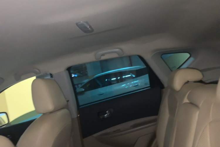 Used Nissan Qashqai 2012 2.0 XL Fire CVT 2WD Headliner