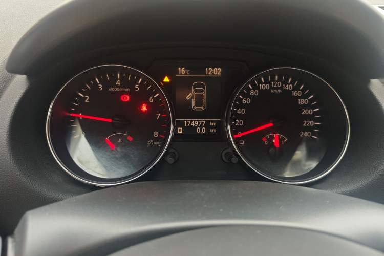 Used Nissan Qashqai 2012 1.6XE Wind 5MT 2WD Instrument Cluster