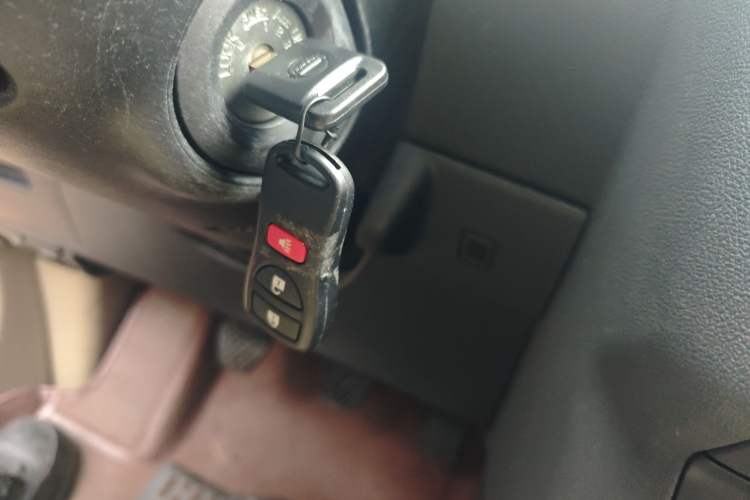 Used Nissan Qashqai 2012 1.6XE Wind 5MT 2WD Interior 1