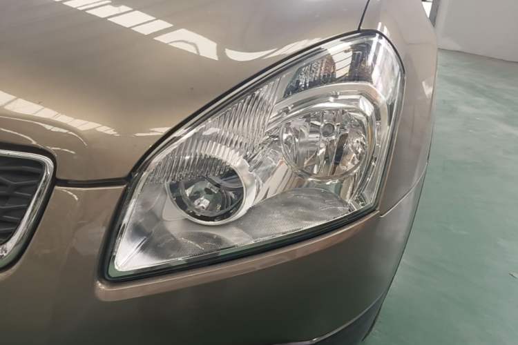Used Nissan Qashqai 2012 2.0 XL Fire CVT 2WD Left Front Headlight
