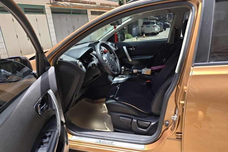 Used Nissan Qashqai 2012 2.0 XL Fire CVT 2WD Left Front Seat