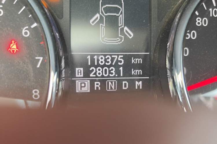 Used Nissan Qashqai 2012 2.0 XL Fire CVT 2WD Odometer Close Up