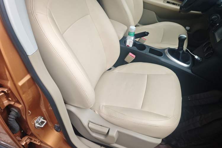 Used Nissan Qashqai 2012 1.6XE Wind 5MT 2WD Right Front Seat