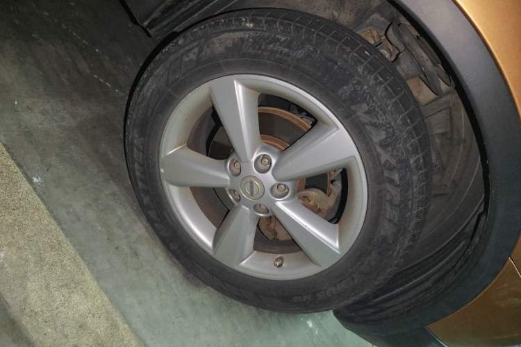 Used Nissan Qashqai 2012 2.0 XV LE CVT 2WD Right Front Wheel Hub