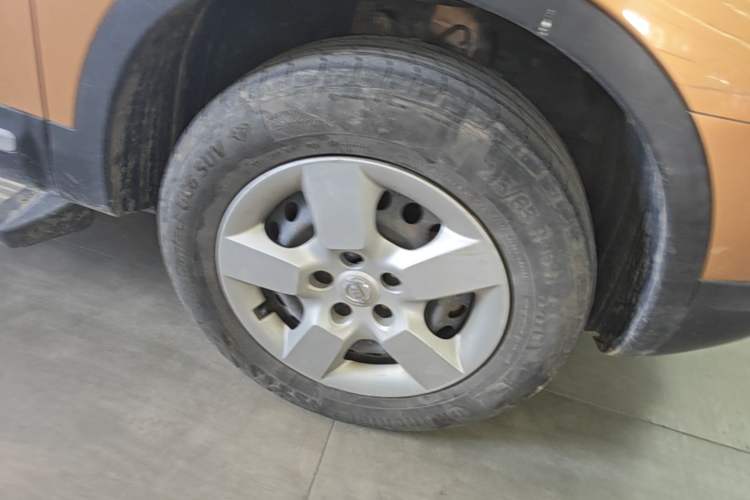 Used Nissan Qashqai 2012 1.6XE Wind 5MT 2WD Right Front Wheel Hub