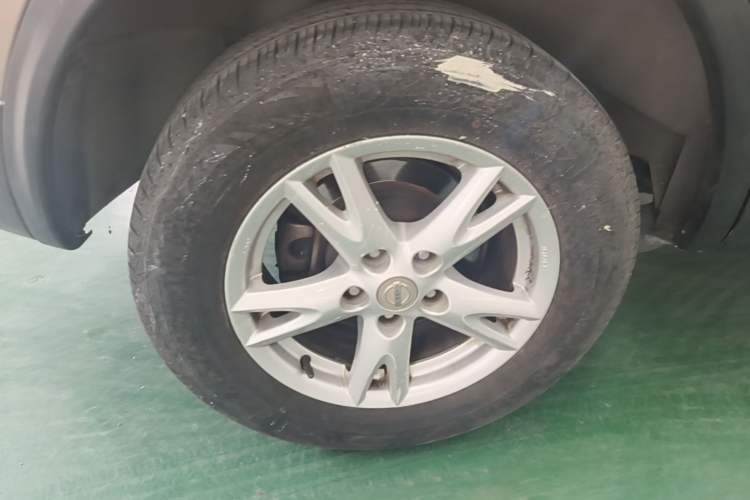 Used Nissan Qashqai 2012 2.0 XL Fire CVT 2WD Right Rear Wheel Hub