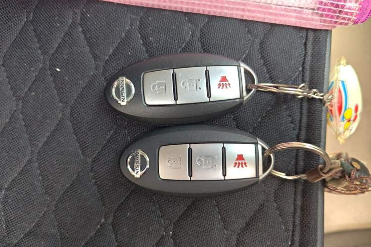 Used Nissan Qashqai 2012 2.0 XL Fire CVT 2WD Vehicle Key
