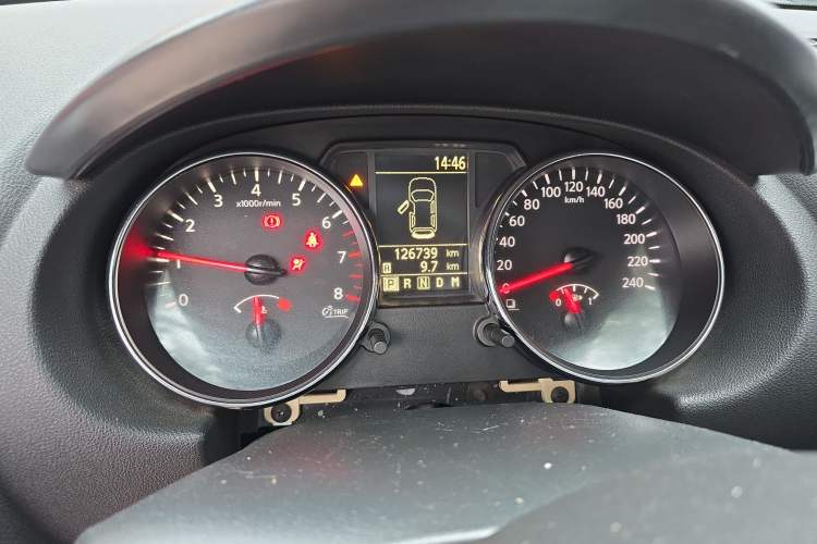 Used Nissan Qashqai 2013 2.0 XV X-Treme CVT 2WD Instrument Cluster