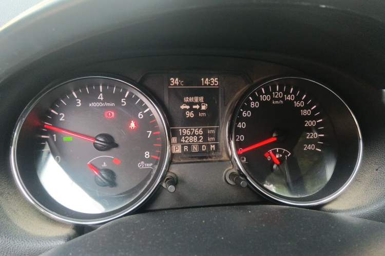 Used Nissan Qashqai 2013 2.0 XV X-Treme CVT 2WD Instrument Cluster