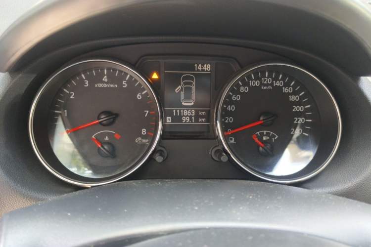 Used Nissan Qashqai 2013 2.0 XV X-Treme CVT 2WD Instrument Cluster