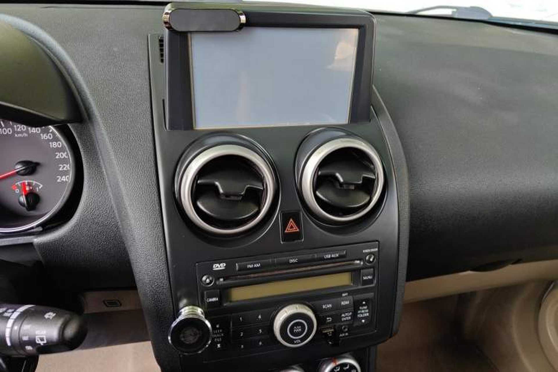 Used Nissan Qashqai 2013 2.0 XV X-Treme CVT 2WD Audio And AC Panel