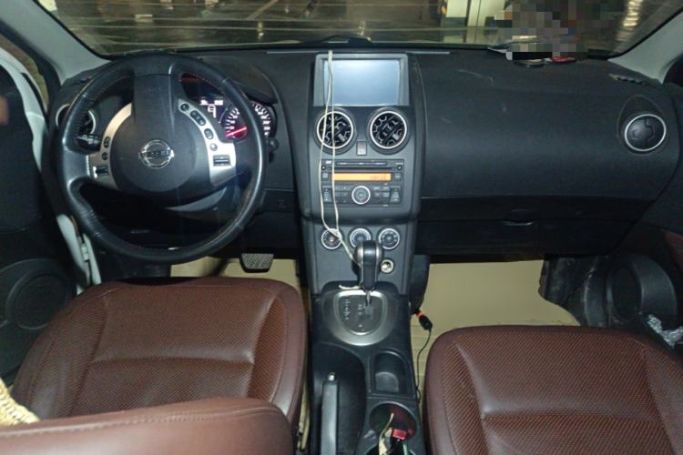 Used Nissan Qashqai 2013 2.0 XV X-Treme CVT 2WD Center Console