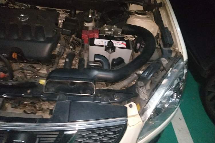Used Nissan Qashqai 2013 2.0 XV X-Treme CVT 2WD Engine Bay Left