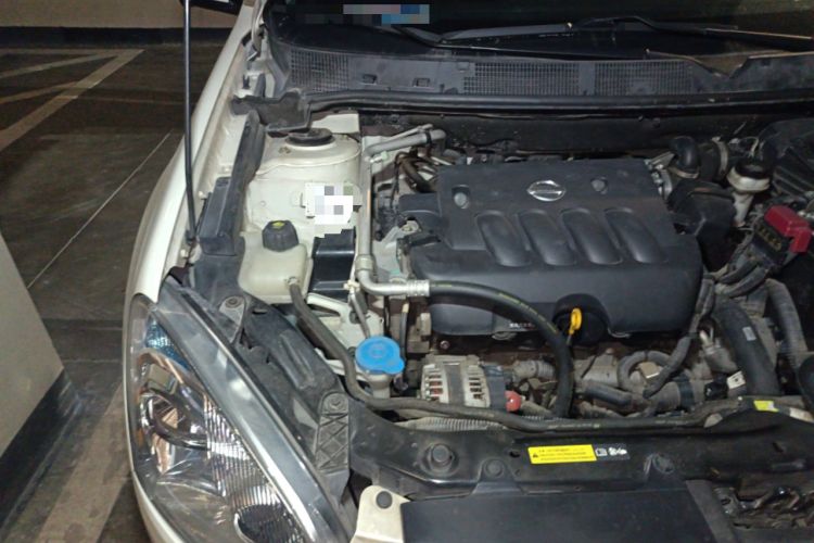 Used Nissan Qashqai 2013 2.0 XV X-Treme CVT 2WD Engine Bay Right