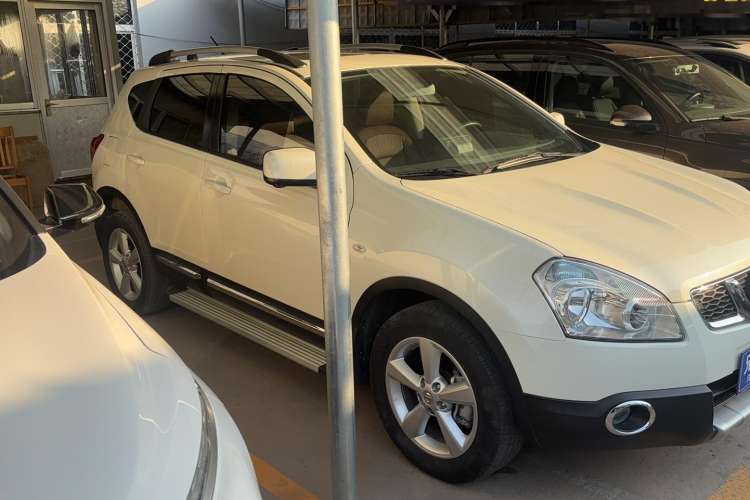 Used Nissan Qashqai 2013 2.0 XV X-Treme CVT 2WD Exterior 2