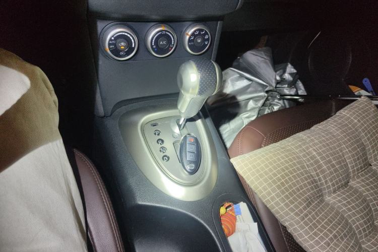 Used Nissan Qashqai 2013 2.0 XV X-Treme CVT 2WD Gear Lever