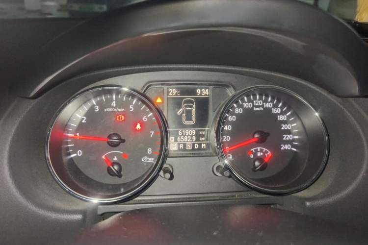 Used Nissan Qashqai 2013 2.0 XV X-Treme CVT 2WD Instrument Cluster