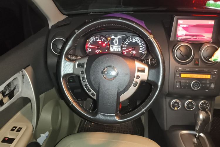 Used Nissan Qashqai 2013 2.0 XV X-Treme CVT 2WD Steering Wheel