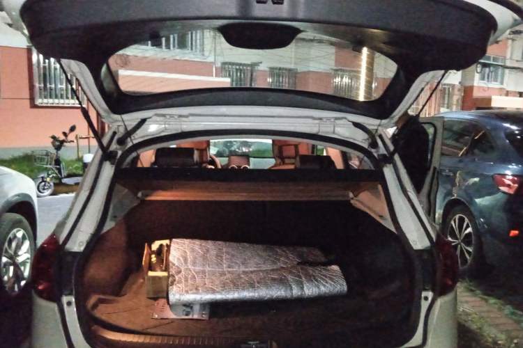 Used Nissan Qashqai 2013 2.0 XV X-Treme CVT 2WD Trunk