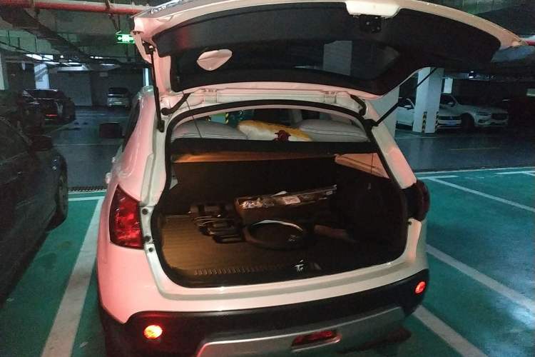 Used Nissan Qashqai 2013 2.0 XV X-Treme CVT 2WD Trunk