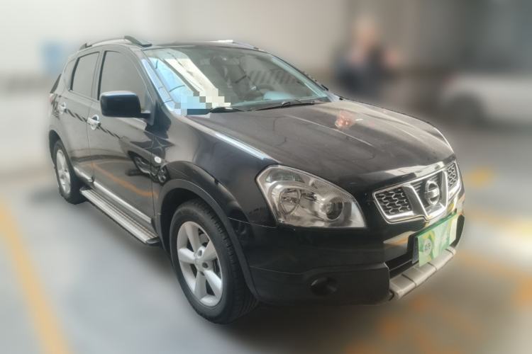 Used Nissan Qashqai 2015 2.0 XL Coolfire CVT 2WD Front Right 45 Deg